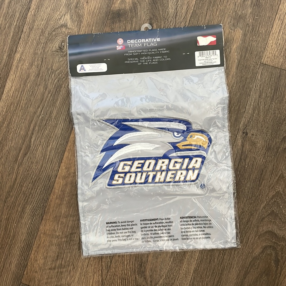 NWT- Georgia Southern University- Garden Flag - Picture 2 of 2
